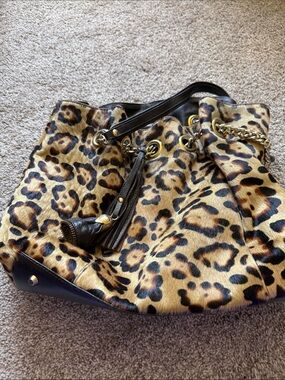 Leopard Print Drawstring Shoulder Bag with Tassel - Brown/Black